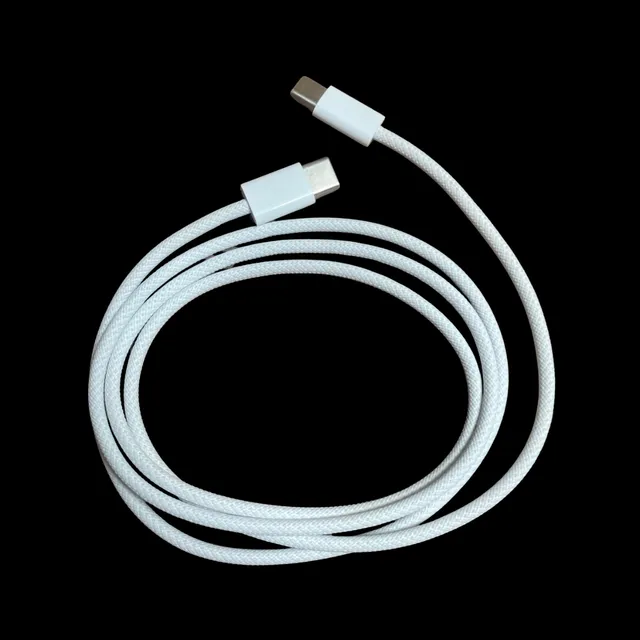 camouflet-fuji-charging-cable-ladekabel-usb-c-geflochten image 1