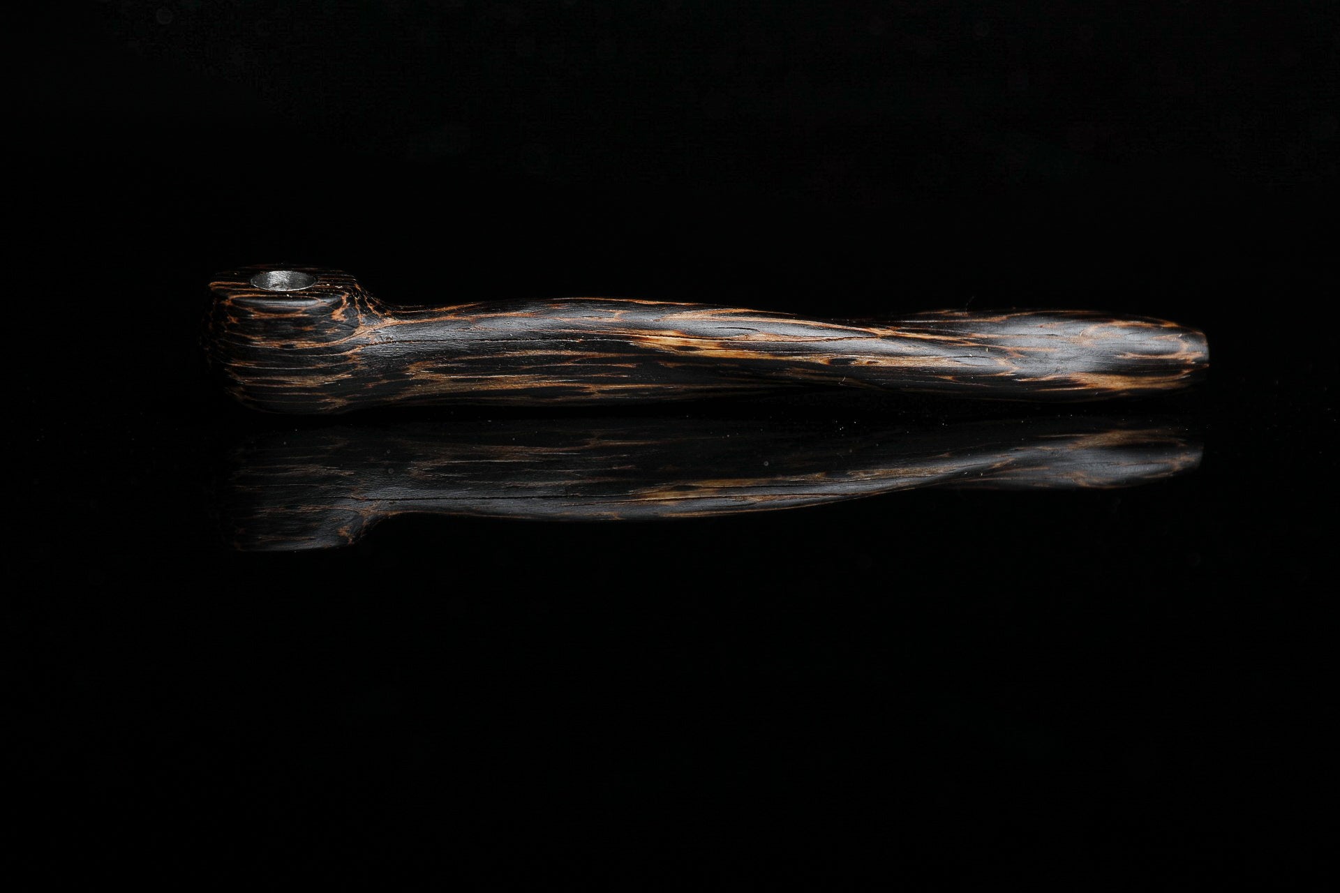 camouflet-convector-double-helix-stem-black-palm-wood image 1
